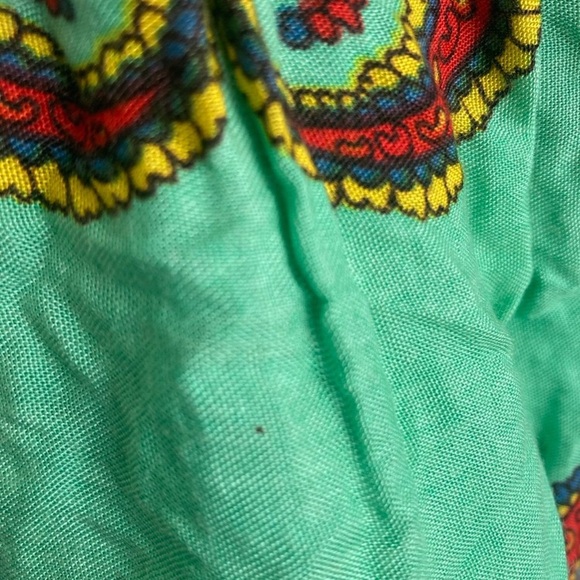 Festive Fusion Pass The Knees Flowing w/Shimmering Green Sequins Dress Size Lg - Picture 3 of 9